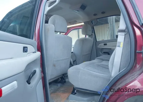 2002 Chevrolet Tahoe Ls z USA, uszkodzony, nr VIN 1GNEC13Z22R247989